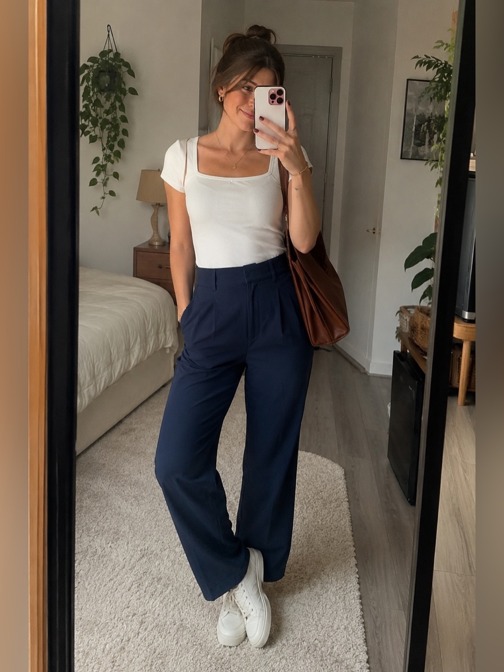 NWT All in Motion High Rise Woven Trousers Navy Blue Size Small